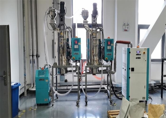 อัตโนมัติ 30L / H พลาสติก Dehumidifying เครื่องแห้ง 45C อากาศออกอุณหภูมิ Advanced Desiccant เครื่องแห้ง