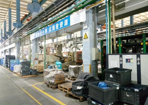 มอเตอร์เหนี่ยวนำสูญญากาศ Auto Hopper Loader Feeder สำหรับการอัดขึ้นรูปพลาสติก
