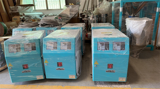 เครื่องควบคุมอุณหภูมิแบบแสดงผลด้วย PLC ที่มีความแม่นยํา พร้อมอุปกรณ์เย็นท่อทองแดง